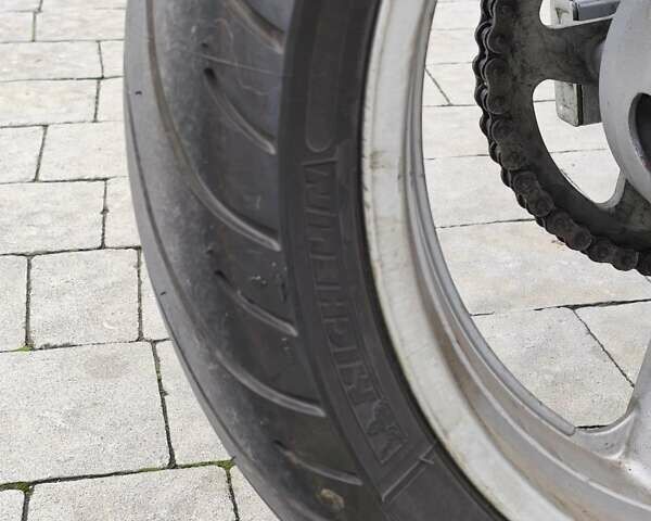 Желтый Сузуки GSX 600F, объемом двигателя 0.6 л и пробегом 27 тыс. км за 3700 $, фото 10 на Automoto.ua