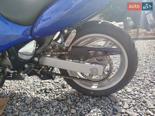 Синий Сузуки GSX 600F, объемом двигателя 0.6 л и пробегом 30 тыс. км за 3300 $, фото 5 на Automoto.ua