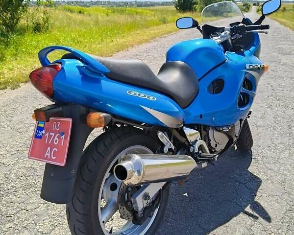 Синий Сузуки GSX 600F, объемом двигателя 0.6 л и пробегом 16 тыс. км за 2999 $, фото 9 на Automoto.ua