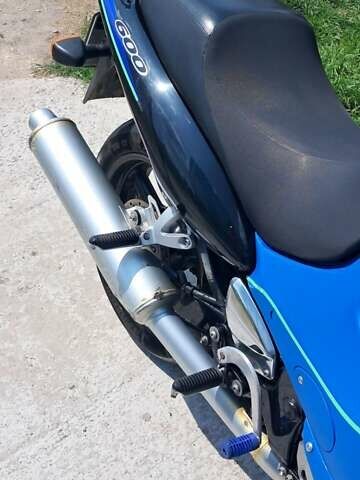 Синий Сузуки GSX 600F, объемом двигателя 0.6 л и пробегом 46 тыс. км за 3150 $, фото 11 на Automoto.ua