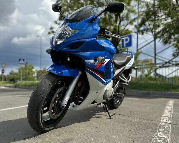 Синий Сузуки GSX 650F, объемом двигателя 0.7 л и пробегом 38 тыс. км за 5400 $, фото 9 на Automoto.ua