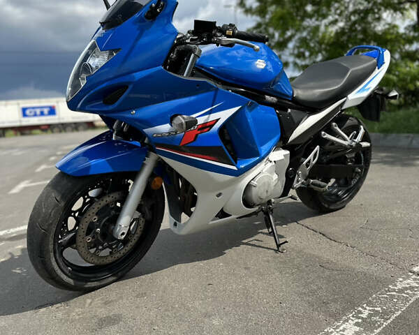 Синий Сузуки GSX 650F, объемом двигателя 0.7 л и пробегом 38 тыс. км за 5400 $, фото 8 на Automoto.ua