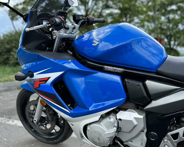 Синий Сузуки GSX 650F, объемом двигателя 0.7 л и пробегом 38 тыс. км за 5400 $, фото 18 на Automoto.ua