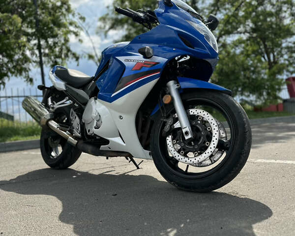 Синий Сузуки GSX 650F, объемом двигателя 0.7 л и пробегом 38 тыс. км за 5400 $, фото 10 на Automoto.ua