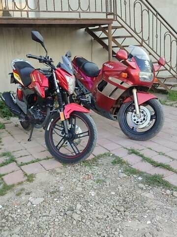 Красный Сузуки GSX 750F Katana, объемом двигателя 0 л и пробегом 45 тыс. км за 1500 $, фото 11 на Automoto.ua