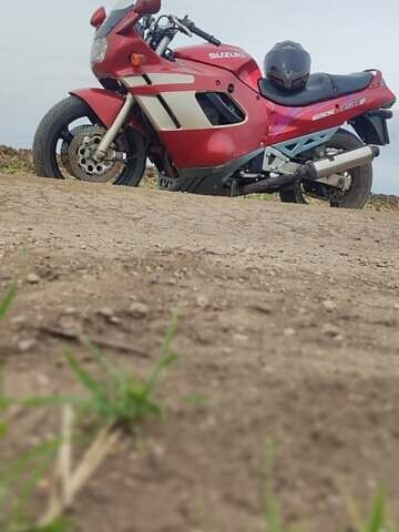 Красный Сузуки GSX 750F Katana, объемом двигателя 0 л и пробегом 45 тыс. км за 1500 $, фото 2 на Automoto.ua