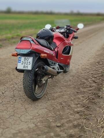 Красный Сузуки GSX 750F Katana, объемом двигателя 0 л и пробегом 45 тыс. км за 1500 $, фото 6 на Automoto.ua