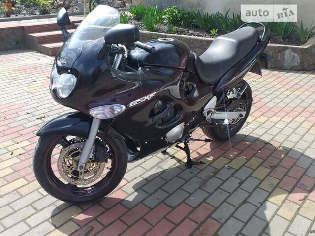 Сузуки GSX 750F Katana, объемом двигателя 0 л и пробегом 42 тыс. км за 2800 $, фото 4 на Automoto.ua