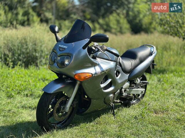 Серый Сузуки GSX 750F Katana, объемом двигателя 0.75 л и пробегом 60 тыс. км за 3100 $, фото 2 на Automoto.ua