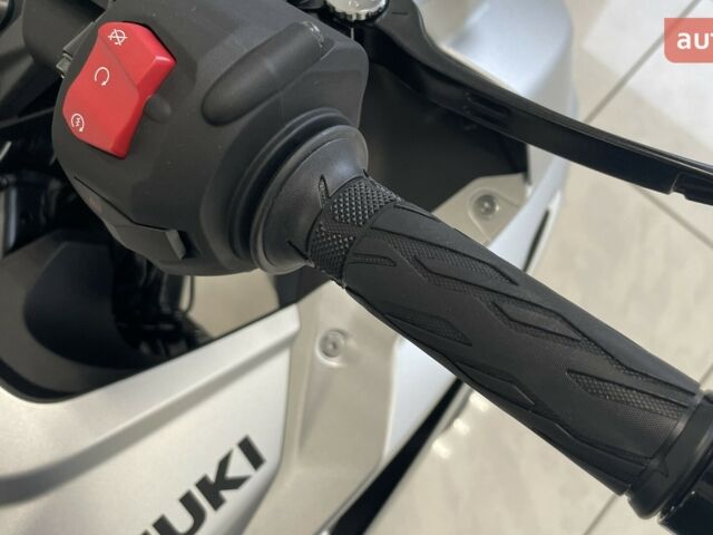 купить новое авто Сузуки GSX 8R 2025 года от официального дилера Кирилл Сузуки фото