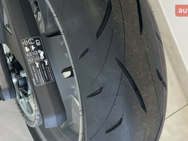купить новое авто Сузуки GSX 8R 2025 года от официального дилера Кирилл Сузуки фото