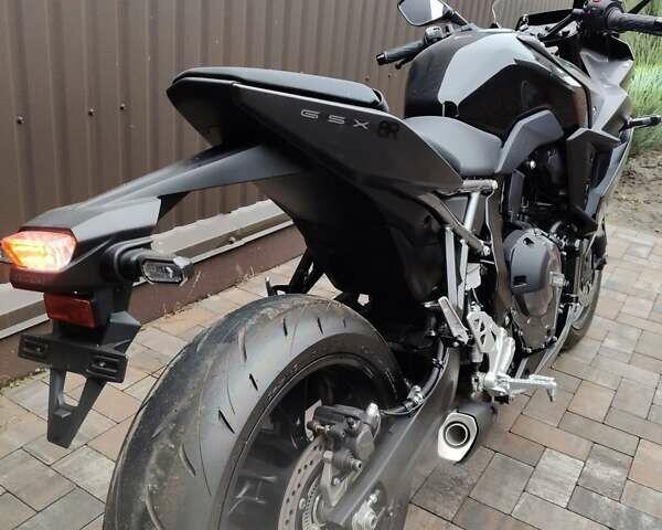 Сузуки GSX 8R, объемом двигателя 0.8 л и пробегом 1 тыс. км за 11500 $, фото 13 на Automoto.ua