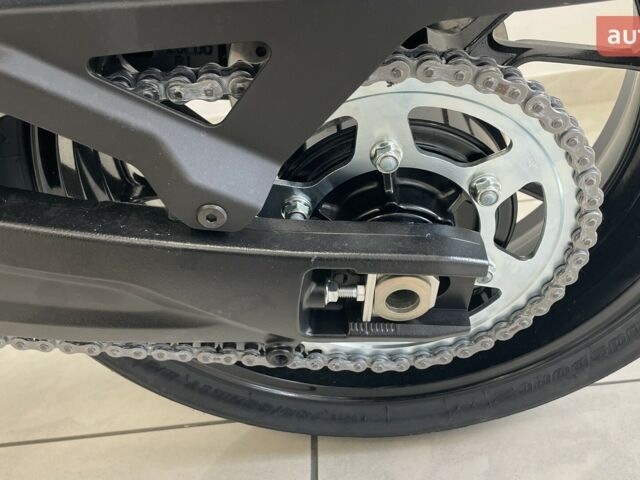 купити нове авто Сузукі GSX 8S 2025 року від офіційного дилера Кирилл Сузукі фото
