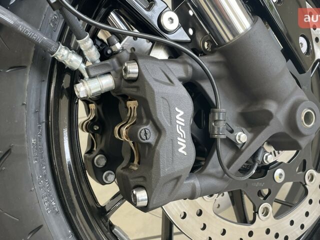 купити нове авто Сузукі GSX 8S 2025 року від офіційного дилера Кирилл Сузукі фото