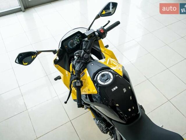 Жовтий Сузукі GSX 8S, об'ємом двигуна 0.78 л та пробігом 1 тис. км за 11915 $, фото 8 на Automoto.ua