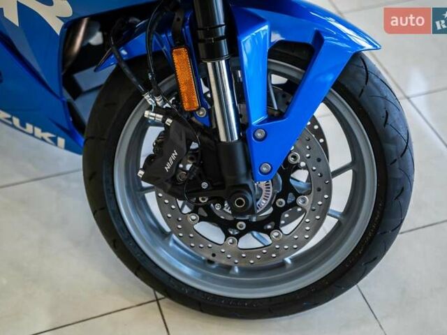 Синий Сузуки GSX 8S, объемом двигателя 0.78 л и пробегом 1 тыс. км за 11849 $, фото 8 на Automoto.ua