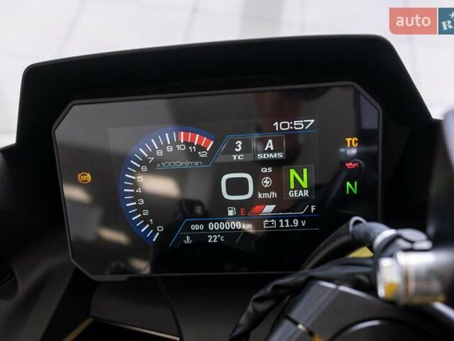 Синий Сузуки GSX 8S, объемом двигателя 0.78 л и пробегом 1 тыс. км за 11849 $, фото 9 на Automoto.ua