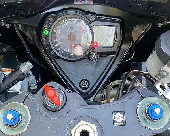 Сузукі GSX R 1000, об'ємом двигуна 1 л та пробігом 14 тис. км за 3699 $, фото 7 на Automoto.ua