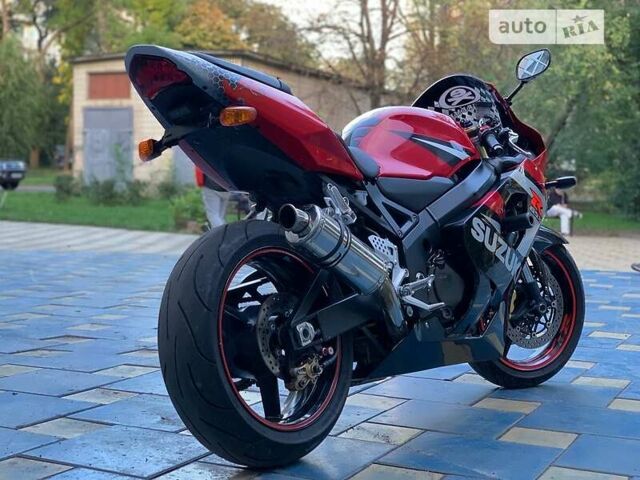 Красный Сузуки GSX R 600, объемом двигателя 0.6 л и пробегом 29 тыс. км за 5600 $, фото 2 на Automoto.ua