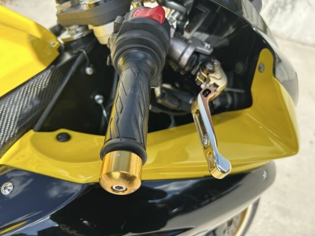 Сузуки GSX R 750, объемом двигателя 0.75 л и пробегом 0 тыс. км за 7800 $, фото 7 на Automoto.ua