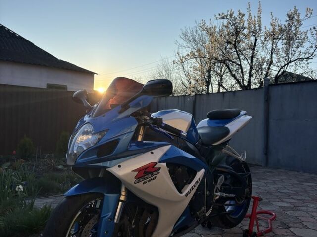 Сузуки GSXR, объемом двигателя 0.6 л и пробегом 0 тыс. км за 3750 $, фото 5 на Automoto.ua