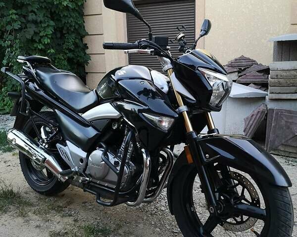 Черный Сузуки GW 250, объемом двигателя 0.25 л и пробегом 22 тыс. км за 2600 $, фото 5 на Automoto.ua