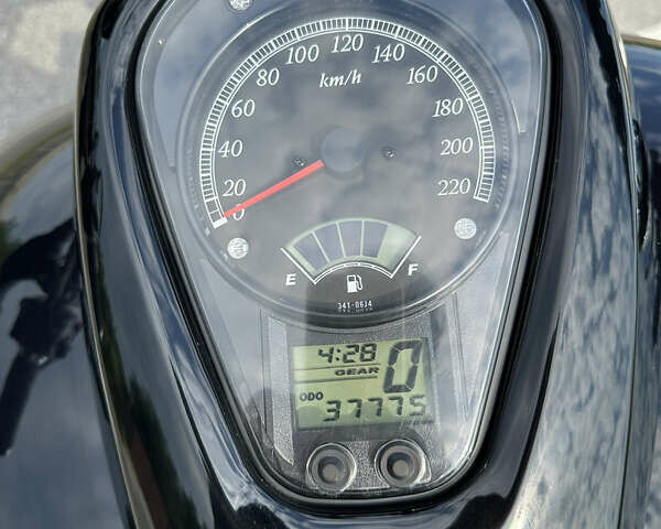 Чорний Сузукі Intruder 1500, об'ємом двигуна 1.5 л та пробігом 38 тис. км за 12500 $, фото 12 на Automoto.ua