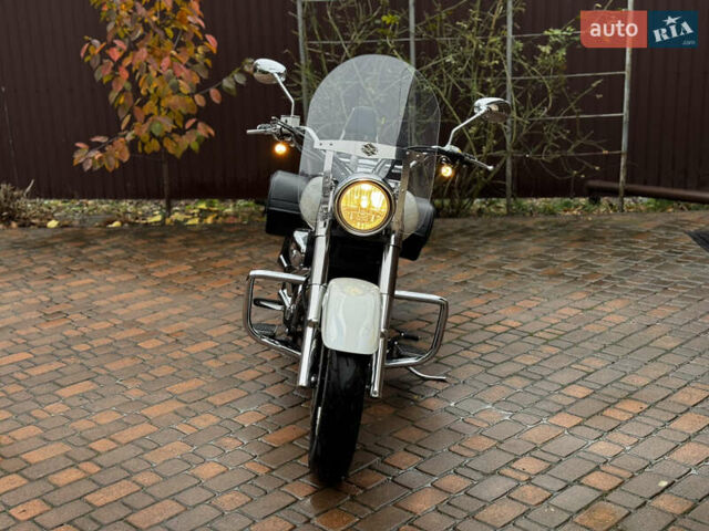 Білий Сузукі Intruder 400, об'ємом двигуна 0.4 л та пробігом 20 тис. км за 3500 $, фото 11 на Automoto.ua