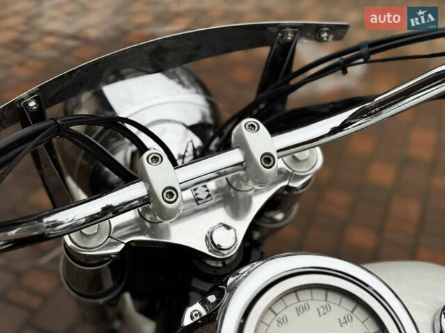 Білий Сузукі Intruder 400, об'ємом двигуна 0.4 л та пробігом 20 тис. км за 3500 $, фото 20 на Automoto.ua