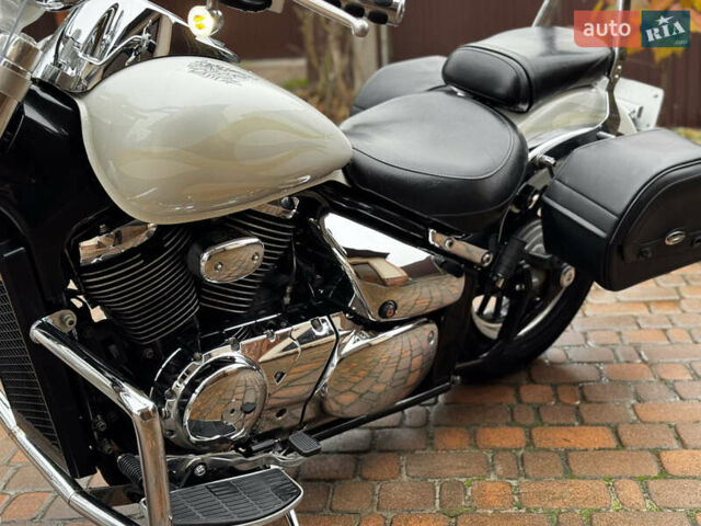 Білий Сузукі Intruder 400, об'ємом двигуна 0.4 л та пробігом 20 тис. км за 3500 $, фото 17 на Automoto.ua