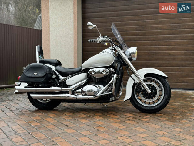 Білий Сузукі Intruder 400, об'ємом двигуна 0.4 л та пробігом 20 тис. км за 3500 $, фото 3 на Automoto.ua