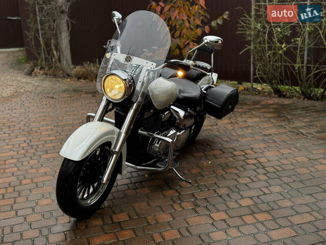 Білий Сузукі Intruder 400, об'ємом двигуна 0.4 л та пробігом 20 тис. км за 3500 $, фото 10 на Automoto.ua