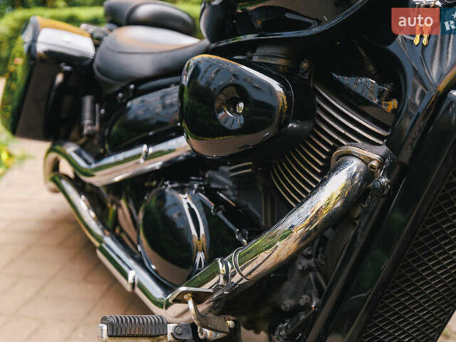 Черный Сузуки Intruder 400, объемом двигателя 0.4 л и пробегом 55 тыс. км за 4400 $, фото 5 на Automoto.ua