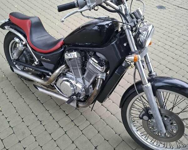 Сузуки Intruder 400, объемом двигателя 0 л и пробегом 36 тыс. км за 1676 $, фото 4 на Automoto.ua