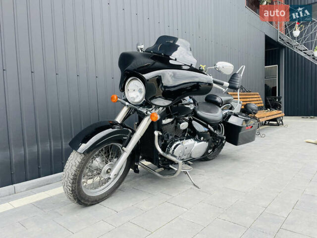 Чорний Сузукі Intruder 400 Classic, об'ємом двигуна 0.4 л та пробігом 34 тис. км за 4300 $, фото 1 на Automoto.ua