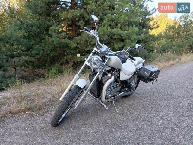 Белый Сузуки Intruder 800, объемом двигателя 0.8 л и пробегом 61 тыс. км за 3600 $, фото 7 на Automoto.ua