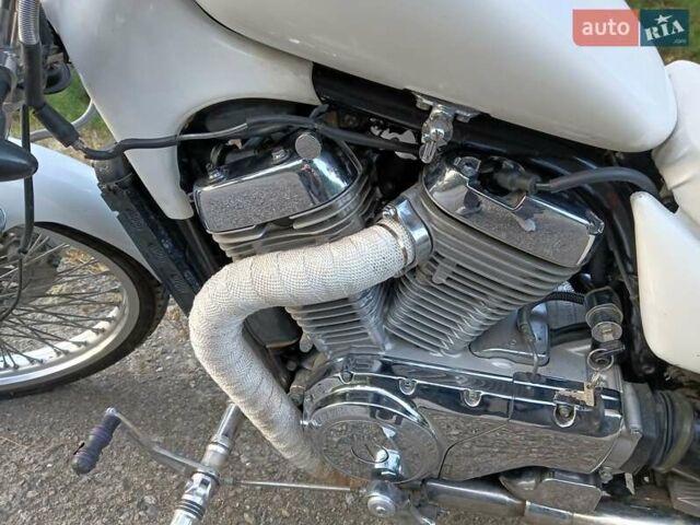Белый Сузуки Intruder 800, объемом двигателя 0.8 л и пробегом 61 тыс. км за 3600 $, фото 2 на Automoto.ua