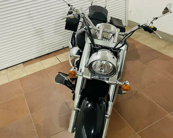Черный Сузуки Intruder M 1800R, объемом двигателя 1.8 л и пробегом 46 тыс. км за 9100 $, фото 31 на Automoto.ua