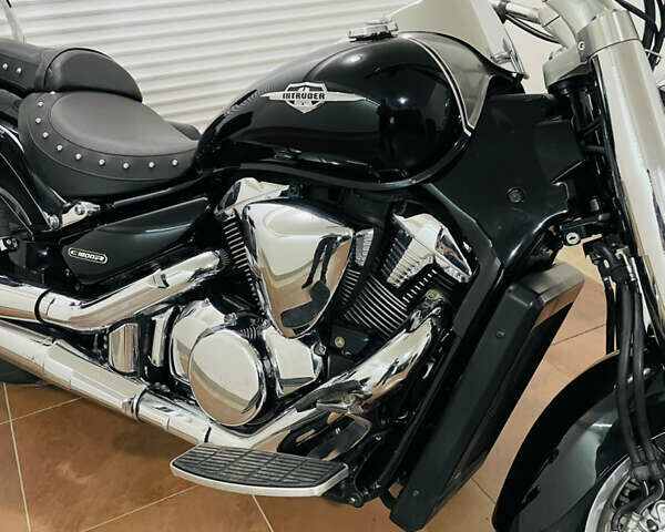 Черный Сузуки Intruder M 1800R, объемом двигателя 1.8 л и пробегом 46 тыс. км за 9100 $, фото 3 на Automoto.ua