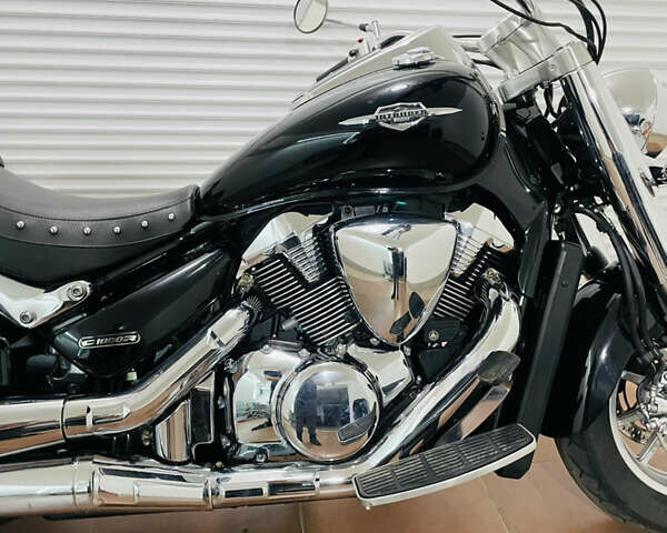 Черный Сузуки Intruder M 1800R, объемом двигателя 1.8 л и пробегом 46 тыс. км за 9100 $, фото 37 на Automoto.ua