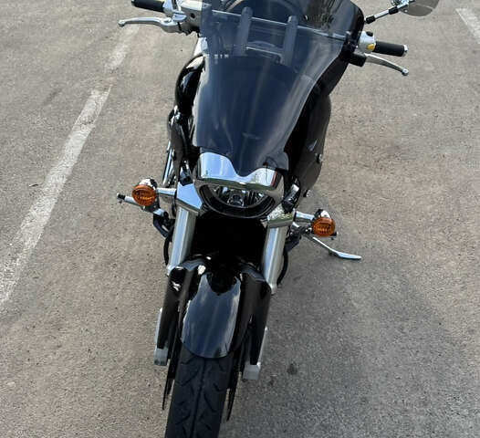 Сузуки Intruder M 1800R, объемом двигателя 0 л и пробегом 2 тыс. км за 18000 $, фото 9 на Automoto.ua