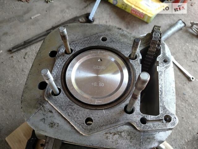 Красный Сузуки LS 400 Savage, объемом двигателя 0.4 л и пробегом 22 тыс. км за 1750 $, фото 9 на Automoto.ua