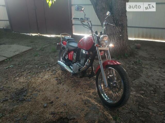 Красный Сузуки LS 400 Savage, объемом двигателя 0.4 л и пробегом 22 тыс. км за 1750 $, фото 3 на Automoto.ua