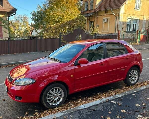 Красный Сузуки Reno, объемом двигателя 2 л и пробегом 183 тыс. км за 4000 $, фото 2 на Automoto.ua