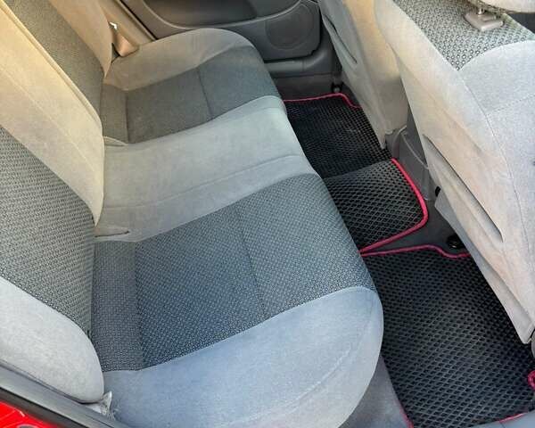 Красный Сузуки Reno, объемом двигателя 2 л и пробегом 183 тыс. км за 4000 $, фото 6 на Automoto.ua