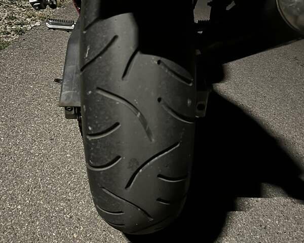 Красный Сузуки RF 600R, объемом двигателя 0.6 л и пробегом 35 тыс. км за 3000 $, фото 3 на Automoto.ua