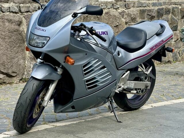 Сузукі RF 600R, об'ємом двигуна 0.6 л та пробігом 0 тис. км за 3500 $, фото 3 на Automoto.ua