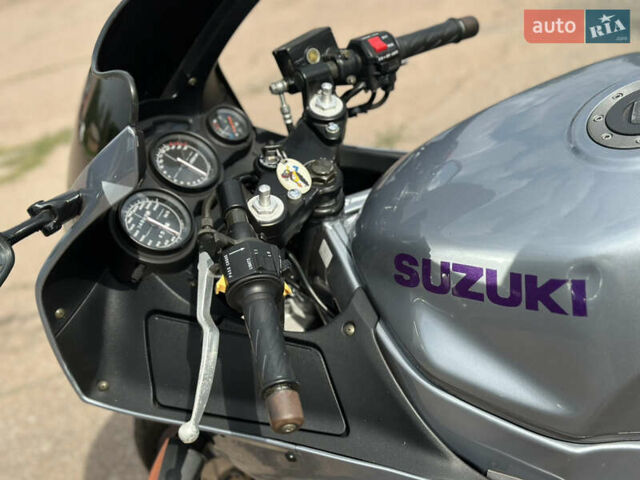 Серый Сузуки RF 600R, объемом двигателя 0.6 л и пробегом 55 тыс. км за 2950 $, фото 20 на Automoto.ua