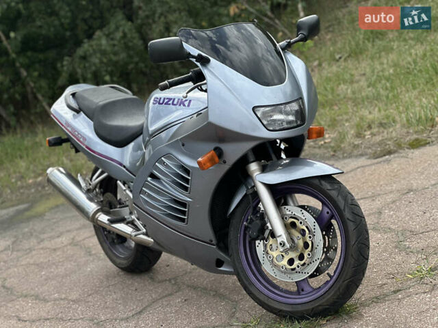 Серый Сузуки RF 600R, объемом двигателя 0.6 л и пробегом 55 тыс. км за 2950 $, фото 1 на Automoto.ua