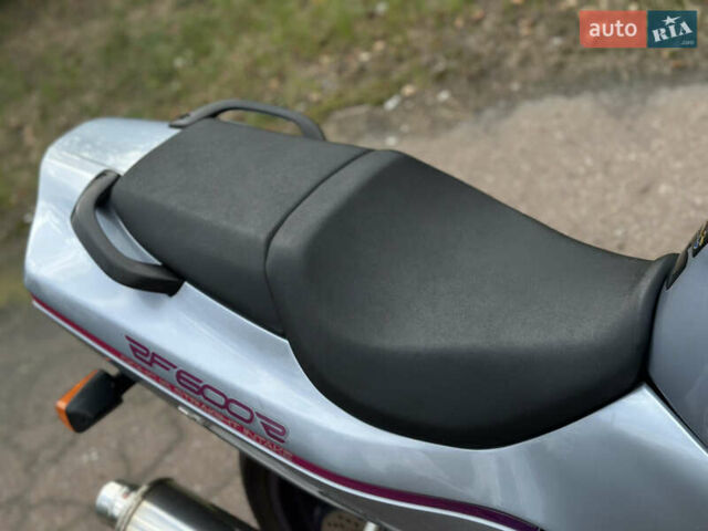 Серый Сузуки RF 600R, объемом двигателя 0.6 л и пробегом 55 тыс. км за 2950 $, фото 14 на Automoto.ua